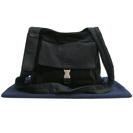 Prada(�����) �к긯 ������ ������ ũ�ν��� �̹���5 - ���̺��� �߰���ǰ