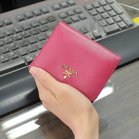 Prada(�����) 1M0176 ���� �ΰ� 3�� ������ �̹���6 - ���̺��� �߰���ǰ