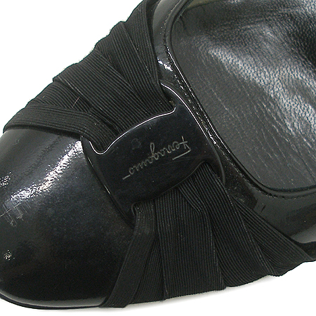 Ferragamo(��󰡸�) �ٶ� ��� ���̴�Ʈ ������ ������ ���� �̹���4 - ���̺��� �߰���ǰ