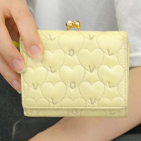 LOVCAT(����Ĺ) ť�� ��� ���� 3�� ������ �̹���6 - ���̺��� �߰���ǰ