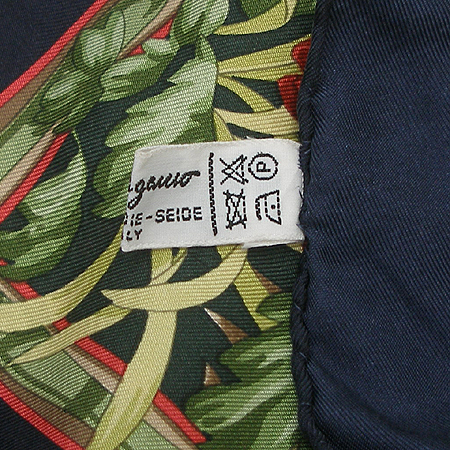 Ferragamo(��󰡸�) 100% ��ũ ��ī�� �̹���4 - ���̺��� �߰���ǰ