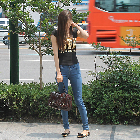 Fendi(���) 8BN165 ���̴�Ʈ B�� ����� �̹���6 - ���̺��� �߰���ǰ