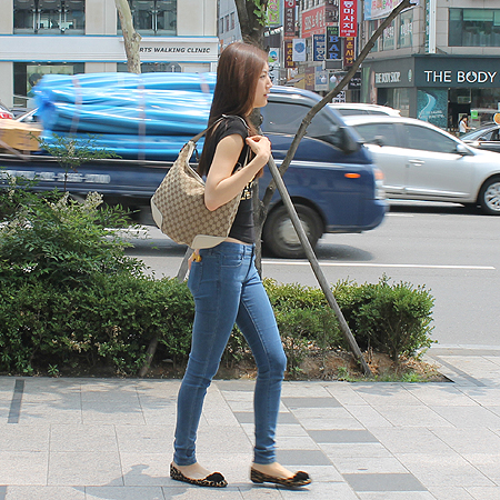 Gucci(����) 162882 GG �ΰ� �ڰ��� �����Ƽġ ������� ȣ�� ����� �̹���7 - ���̺��� �߰���ǰ