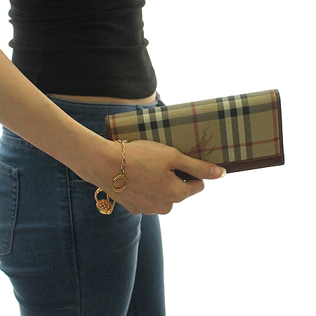 Burberry(������) Ŭ���� üũ PVC ������ [�б�������] �̹���6 - ���̺��� �߰���ǰ