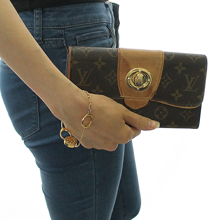 Louis Vuitton(̺) M63220 ׷ ĵ ƮƮ  Ŭ Ƽ   ̹6 - ̺ ߰ǰ