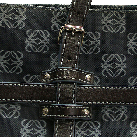 Loewe(�ο���) �ΰ� PVC �簢 ��Ʈ�� �̹���3 - ���̺��� �߰���ǰ