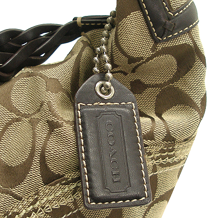 Coach(��ġ) �ñ׳��� �ΰ� ȣ�� ����� �̹���4 - ���̺��� �߰���ǰ