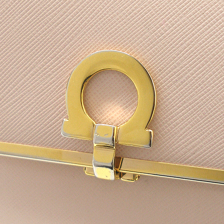 Ferragamo(��󰡸�) 22 4639 ��ũ ���ǾƳ� ���� ��ġ�� ��Ŭ ������ �̹���2 - ���̺��� �߰���ǰ
