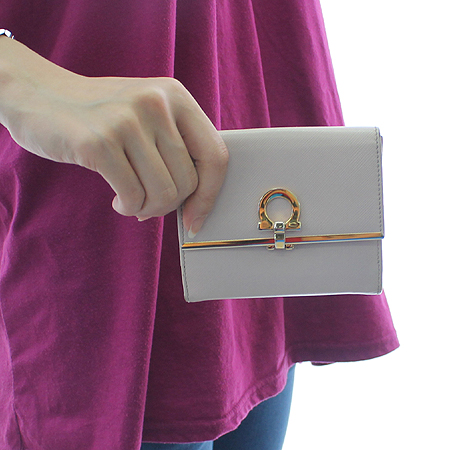 Ferragamo(��󰡸�) 22 4639 ��ũ ���ǾƳ� ���� ��ġ�� ��Ŭ ������ �̹���6 - ���̺��� �߰���ǰ