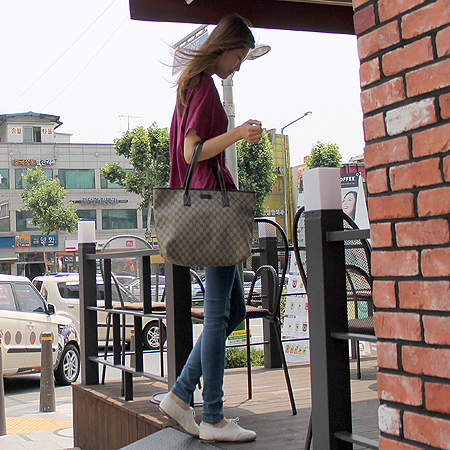 Gucci(����) 211137 GG �ΰ� PVC ���� ����� [��������] �̹���7 - ���̺��� �߰���ǰ