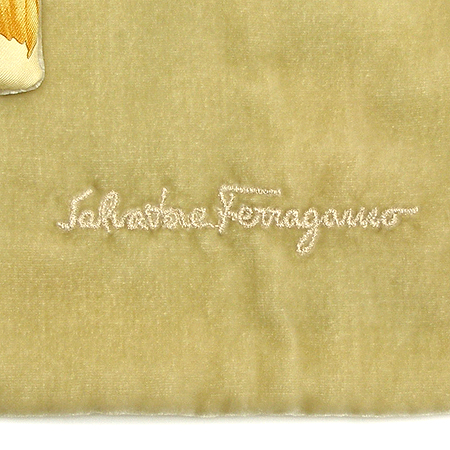 Ferragamo(��󰡸�) 100%��ũ ȥ�� ��ī�� �̹���4 - ���̺��� �߰���ǰ