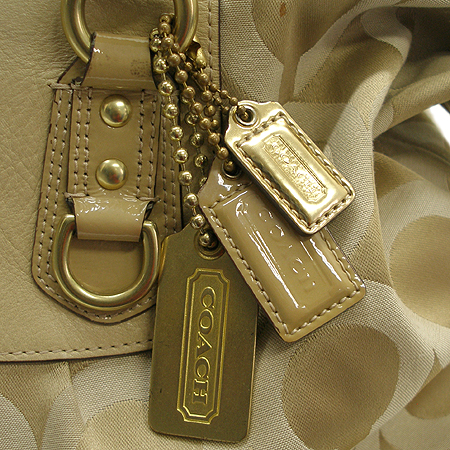 Coach(��ġ) 12943 �ɾ�Ʈ �ڰ��� 2WAY �̹���4 - ���̺��� �߰���ǰ