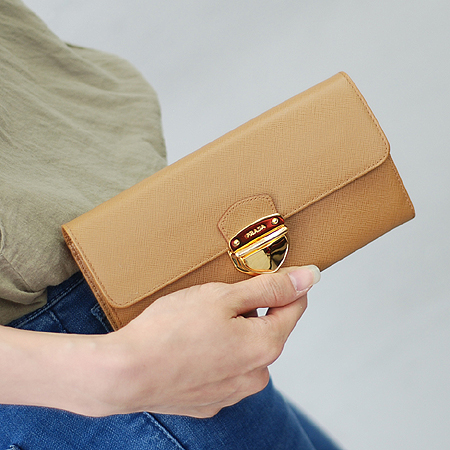 Prada(�����) 1M1037 ���ǾƳ� ���� ��Ŭ ������ �̹���6 - ���̺��� �߰���ǰ