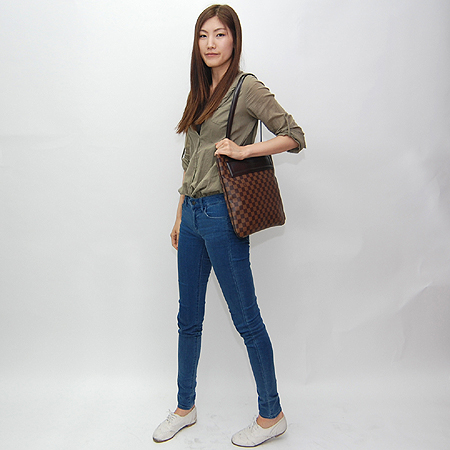 Louis Vuitton(���̺���) N51149 �ٹ̿� ũ������ ��Ʈ�� ����� + �Ŀ�ġ �̹���6 - ���̺��� �߰���ǰ