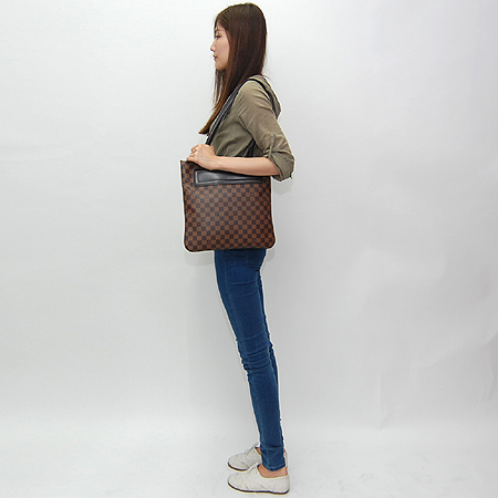 Louis Vuitton(���̺���) N51149 �ٹ̿� ũ������ ��Ʈ�� ����� + �Ŀ�ġ �̹���7 - ���̺��� �߰���ǰ