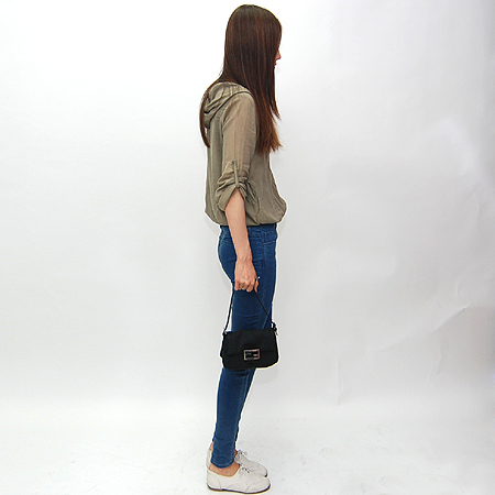 Fendi(���) 8BR180 FF �ΰ� �ڰ��� ���� ����� �̹���7 - ���̺��� �߰���ǰ