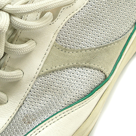 Prada() Ż  Ŀ ̹4 - ̺ ߰ǰ