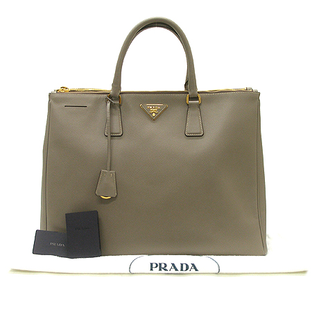 Prada(�����) BN1802 SAFFIANO LUX  ���ǾƳ� ��Ʈ�� �̹���5 - ���̺��� �߰���ǰ