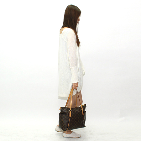 Louis Vuitton(���̺���) M56689 ���׷� ĵ���� ��Ż�� MM ����� [��������] �̹���6 - ���̺��� �߰���ǰ