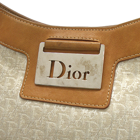Dior(ũ����î���) �ΰ��к긯 ����� ȥ�� ����� �̹���4 - ���̺��� �߰���ǰ