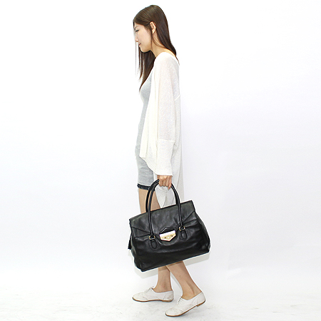 GIVENCHY(�����) 11L550458 001 ī�����̵� ���� ��ÿ L������ ����ΰ� ��Ʈ�� [��������] �̹���7 - ���̺��� �߰���ǰ