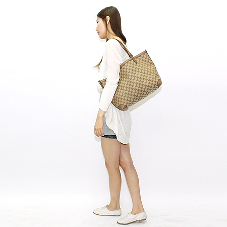 Gucci(����) 247209 GG�ΰ� �𰡵� ī�ᷡ�� ȥ�� ���� ����� + �����Ŀ�ġ [��������] �̹���7 - ���̺��� �߰���ǰ