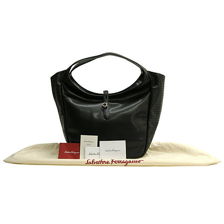 Ferragamo(��󰡸�) 21 C636 ���� ���� ���ǾƳ� ���� ��ġ�� �� ����� [��������] �̹���4 - ���̺��� �߰���ǰ