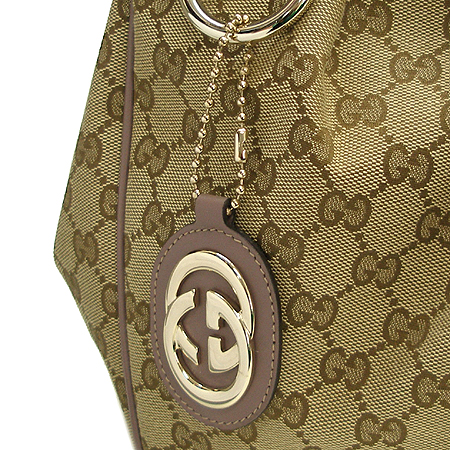 Gucci(����) 211944 GG�ΰ� �𰡵� ��Ű ��Ʈ�� �̹���4 - ���̺��� �߰���ǰ