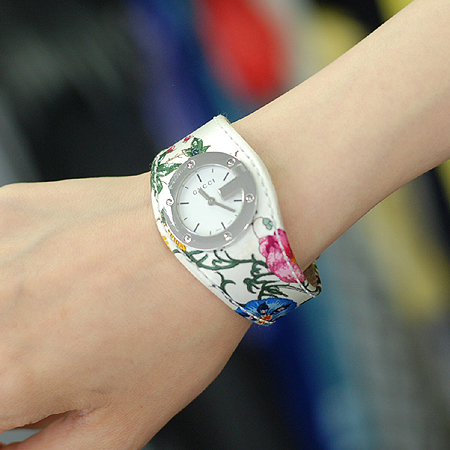 Gucci(����) 104 G�ΰ� ������ �ö������ ��� ������ð� [��������] �̹���6 - ���̺��� �߰���ǰ