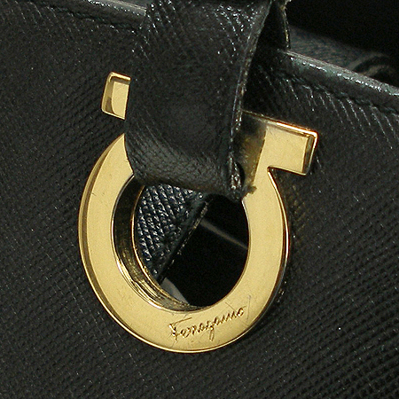 Ferragamo(��󰡸�) 21 0161 �������� ���� ��ġ�Ϸΰ� ����� �̹���3 - ���̺��� �߰���ǰ