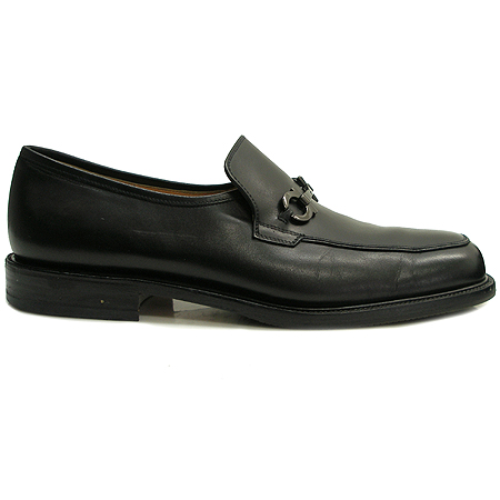 Ferragamo(󰡸) Ż ġ      ̹3 - ̺ ߰ǰ