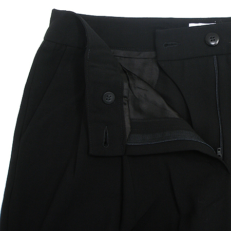 Armani COLLEZIONI(�Ƹ����� �÷�������) ���� �̹���2 - ���̺��� �߰���ǰ
