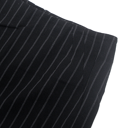 Armani COLLEZIONI(�Ƹ����� �÷�������) ��ĿƮ �̹���5 - ���̺��� �߰���ǰ