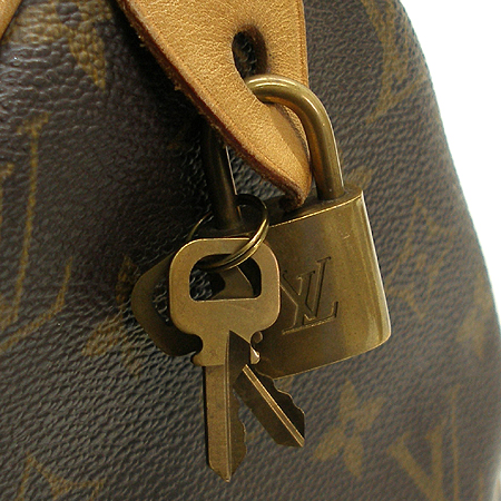 Louis Vuitton(���̺���) M41526 ���׷� ĵ���� ���ǵ� 30 ��Ʈ�� �̹���3 - ���̺��� �߰���ǰ