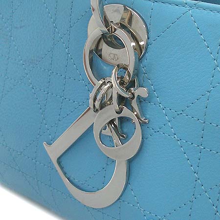 Dior(ũ����î���) ��� ���� ���� �ΰ� ��Ʈ�� �̹���4 - ���̺��� �߰���ǰ