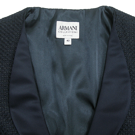 Armani COLLEZIONI(�Ƹ����� �÷�������) ���� �̹���2 - ���̺��� �߰���ǰ