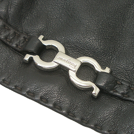 Ferragamo(��󰡸�) ���� ��ġ�� ��� ���� ���� �尩 �̹���4 - ���̺��� �߰���ǰ