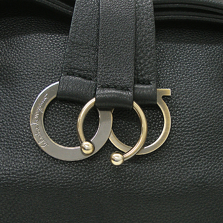 Ferragamo(��󰡸�) 21 B235 ���� �ΰ� ��� ���� ���� ��Ʈ�� �̹���3 - ���̺��� �߰���ǰ