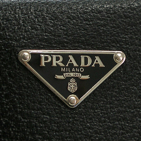 Prada(�����) ���� ���� �簢 ��Ʈ�� �̹���3 - ���̺��� �߰���ǰ