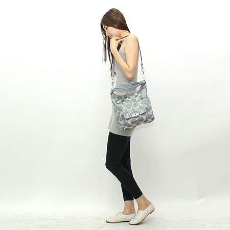 Coach(��ġ) 14904 �ñ׳�ó �ڰ��� ������ ����� + ��� ��Ʈ�� �̹���7 - ���̺��� �߰���ǰ