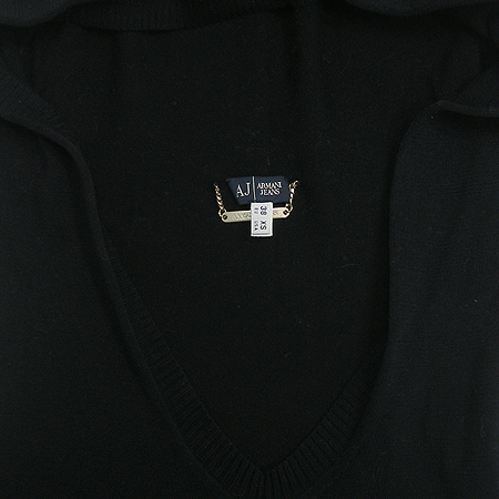 Armani(�Ƹ�����) �ĵ� ���� ���ǽ� �̹���3 - ���̺��� �߰���ǰ