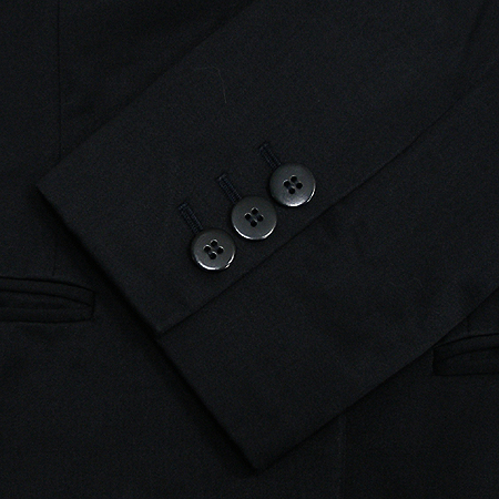 Armani COLLEZIONI(�Ƹ����� �÷�������) ���� �̹���3 - ���̺��� �߰���ǰ