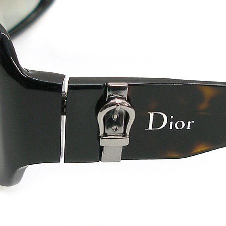 Dior(ũ����î���) 63U5M ���� ��Ʈ ��� ���� ���۶� �̹���4 - ���̺��� �߰���ǰ