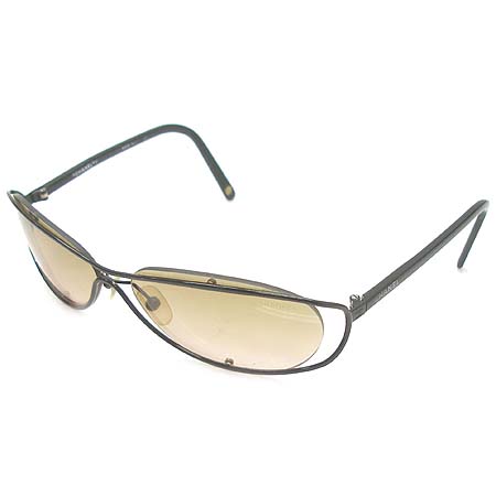 ����  ���۶�