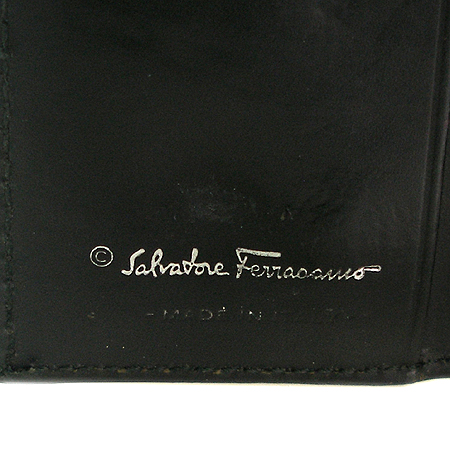 Ferragamo(��󰡸�) 22 9284 �������� ����ΰ� 6ŰȦ�� Ű���̽� [��������] �̹���3 - ���̺��� �߰���ǰ