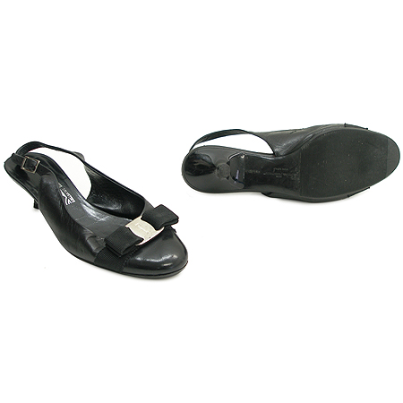 Ferragamo(��󰡸�) �������� ���� �ٶ���� ���� �̹���2 - ���̺��� �߰���ǰ