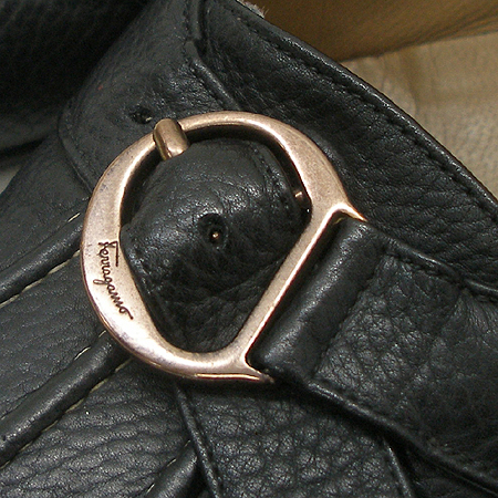 Ferragamo(��󰡸�) �������� ���� ��Ʈ��� �����뱸�� �̹���4 - ���̺��� �߰���ǰ