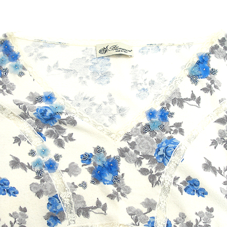 Blumarine(���縶��) Ƽ �̹���2 - ���̺��� �߰���ǰ