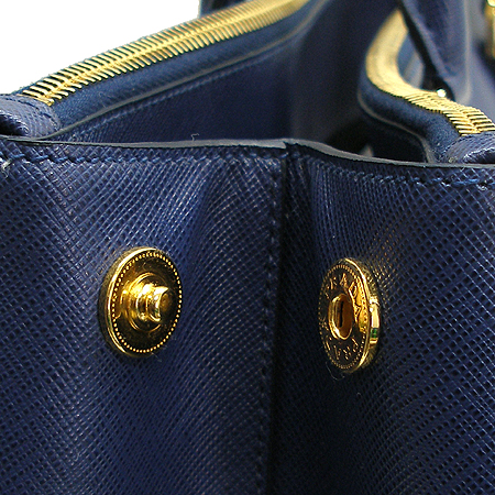 Prada(�����) BN1802 SAFFIANO LUX ���ǾƳ� ��Ʈ�� �̹���4 - ���̺��� �߰���ǰ