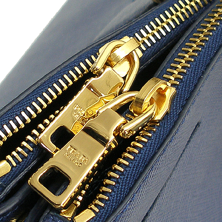 Prada(�����) BN1802 SAFFIANO LUX ���ǾƳ� ��Ʈ�� �̹���5 - ���̺��� �߰���ǰ